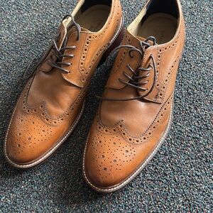 Banana Republic Tan Leather Oxfords